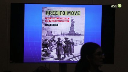 Académicos, activistas y periodistas comparten su visión y experiencia como migrantes