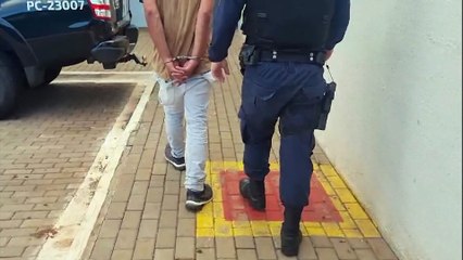 Homem é detido por suspeita de tráfico de drogas na Praça da Bíblia