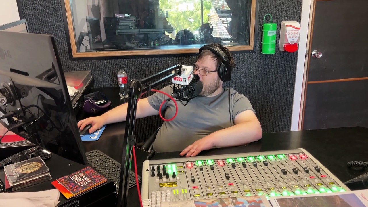Radio presenters with disability host diverse shows on outback station