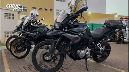 Traficante é preso com cocaína escondida em fundo falso de garrafa