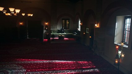 Kizil Goncalar - Episode 22