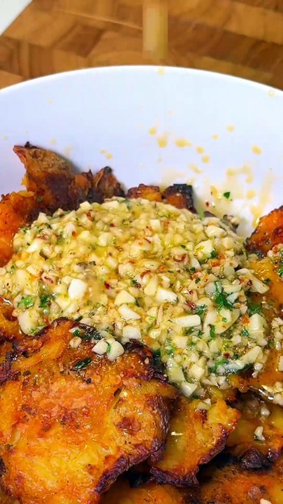 Crispy smashed potatoes