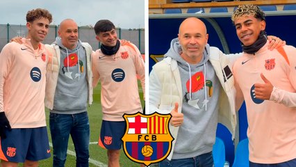 Los jugadores del Barcelona reciben la visita de Andrés Iniesta durante el entrenamiento