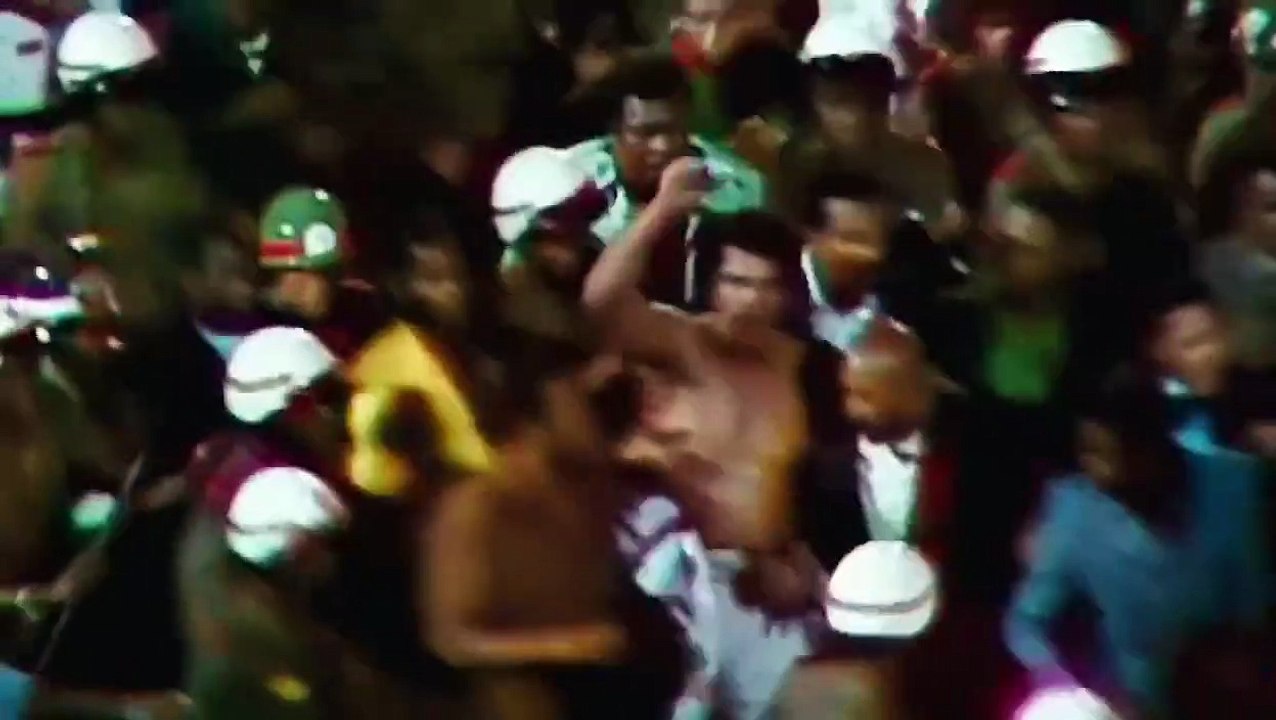 Facing Ali: Encontros e Desencontros | movie | 2009 | Official Trailer