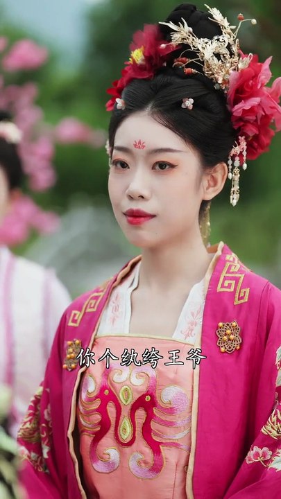 抖音新剧上线# 福宝崽崽，助冷宫弃妃封后 (上)