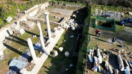 Amasra’da 1800 yıllık Roma portikosu gün yüzüne çıktı: 7 sütun yeniden yükseliyor