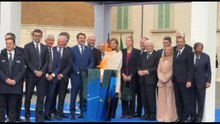 Milano-Cortina, Mattarella accende il braciere con la fiamma olimpica