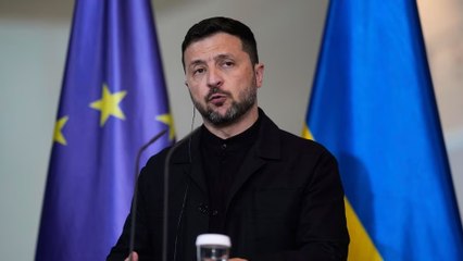 जेलेंस्की के विमान के रास्ते में ड्रोन आने से मचा हड़कंप, देखें दुनिया आजतक