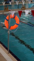 Isparta'da doğuştan bir kolu olmayan öğrenci engelleri yüzerek aşıyor