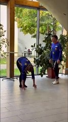 La très étonnante reconversion de Stéphane Plaza qui passe d’animateur télé et agent immobilier à sportif en participant à une compétition de cyclisme artistique - Regardez