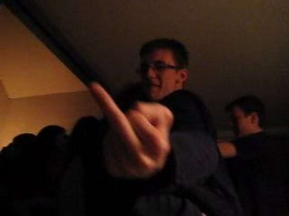 Everybody dance now...