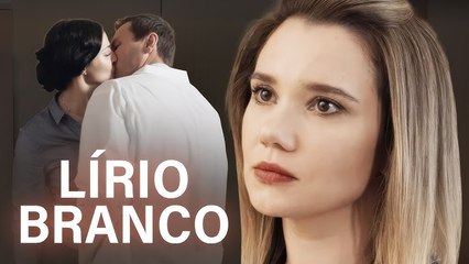 Humilhada e roubada, ela reencontra o passado e decide seu destino.