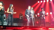 2016 - Johnny Hallyday - Mon Cœur qui bat (Live amateur à Angers – 16 Février)