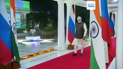 Putyin fogadkozik, hogy Oroszország erővel veszi be a Donbászt, ha az ukrán csapatok nem vonulnak vissza