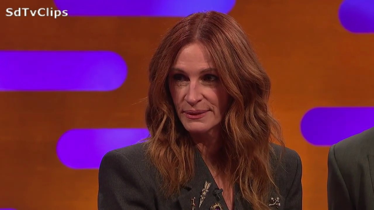 Julia Roberts got a little too excited at Wimbledon...