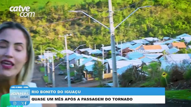 Quase 30 dias após tornado, Rio Bonito do Iguaçu ainda convive em meio a destruição