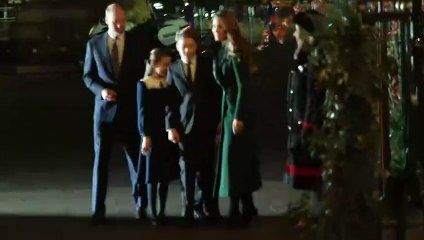 William and children join Catherine at Christmas carols