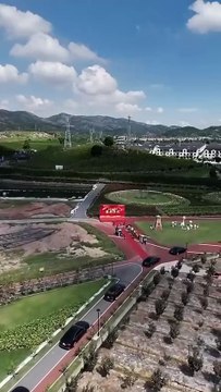 After the divorce, he guarded the empty room, survived countless long nights, and regretted it heartbreakingly, only to realize that he had never let go of her, but by the time he wanted to recover her, she was no longer the wronged courting woman, a chil