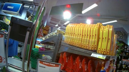 Vid Hagagatan och in i Rosta centrum och in på Coop. Örebro 5 Dec. 2025