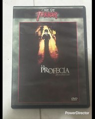 HACEMOS UNA PIJAMADA DEL TERROR? CONMIGO YA BASTARÍA JA PERO SI LE AÑADIMOS ESTA EXTRAORDINARIA PELI