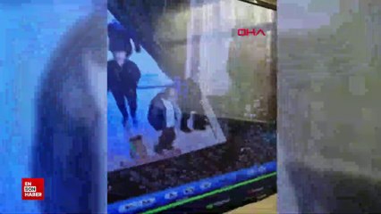 İstanbul Avcılar’da camide namaz kılanların çantalarını çalan şüpheli kamerada