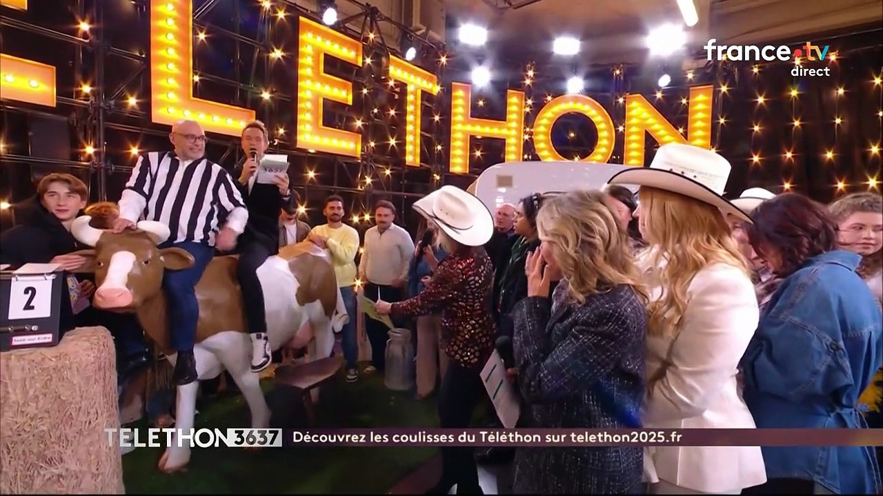 Sophie Davant fait une chute en plein direct lors de la soirée de lancement du Téléthon, vendredi 6 décembre 2025 sur France 3.