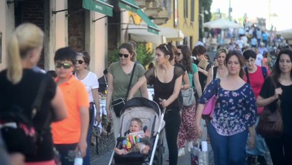 Spese di dicembre, tredicesime più ricche per consumi e regali