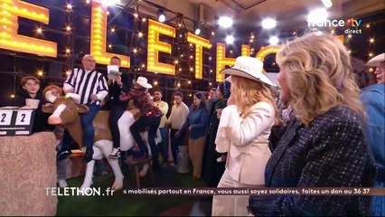 Téléthon 2025 : grosse chute en direct de Sophie Davant