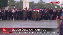 CHP Genel Başkanı Özel, yeni PM ve YDK üyeleriyle Anıtkabir'i ziyaret etti