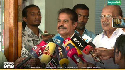 'തെരഞ്ഞെടുപ്പ് കാലത്ത് രാഹുലിന്റെ വാർത്ത നിലനിർത്താനാണ് മുഖ്യമന്ത്രി ശ്രമിക്കുന്നത്'; അടൂർ പ്രകാശ്