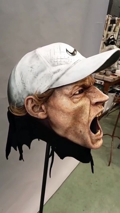 A Lavis, Jannik Sinner diventa un krampus per San Nicol?