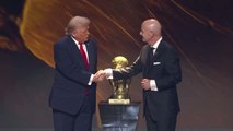 FIFA - Trump reçoit le tout premier Prix de la paix de la FIFA décerné par Infantino
