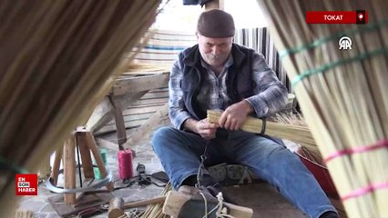 Tokat Gökçeoluk köyündekilerin süpürge üretimi gelir kapısı olmaya devam ediyor