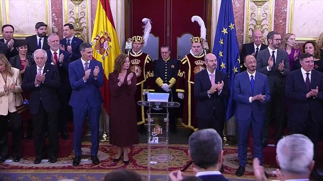 Sistema sanitario y gestión de Mazón protagonizan el debate político del Día de la Constitución