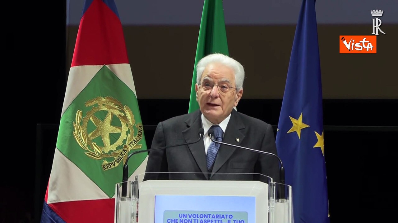 Mattarella: Volontariato fattore di unità. Forz...