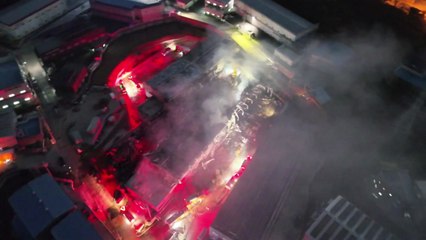 경북 칠곡 섬유공장에서 불...10시간 만에 완진 / YTN