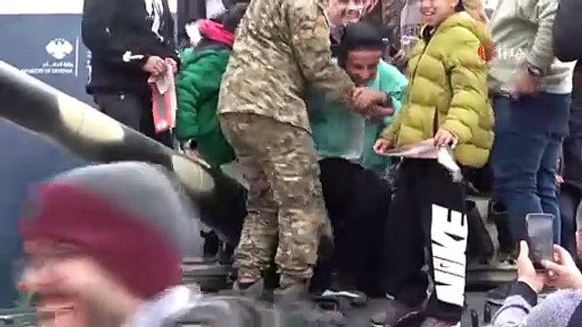 Şam’da Suriye Devrimi Askeri Fuarı ziyaretçilere kapılarını açtı