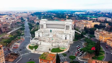 La Fiamma Olimpica illumina lo Stadio dei Marmi durante il COCA-COLA MUSIC FEST