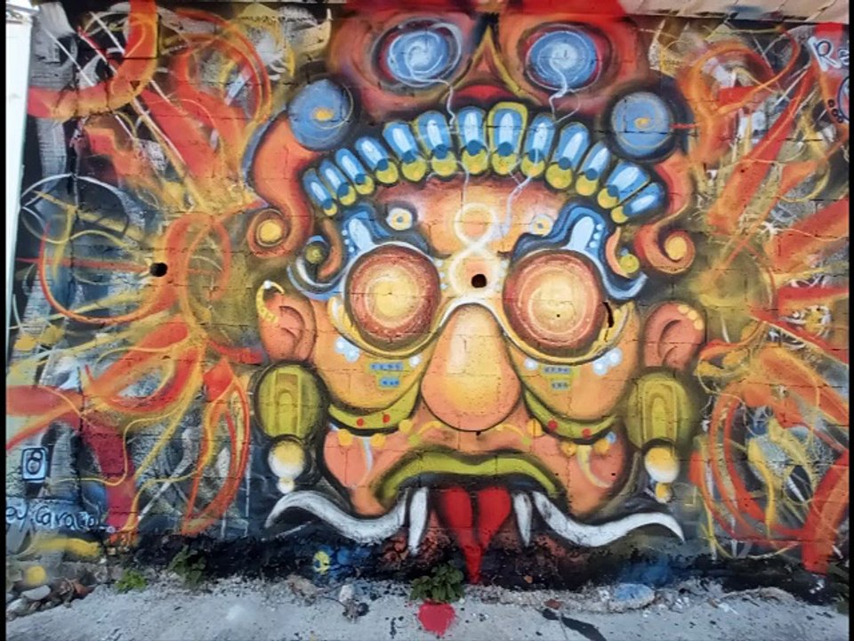 Playa Street Art take 10  Fuego