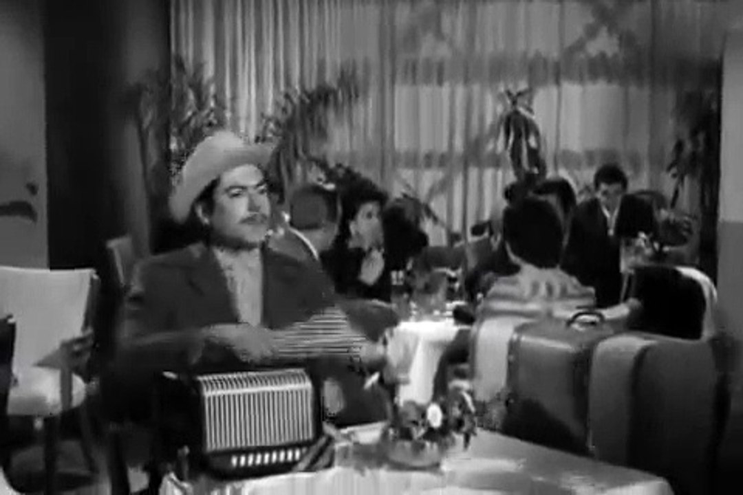 Dos Corazones Y Un CieloPELICULA COMPLETA CON Piporro