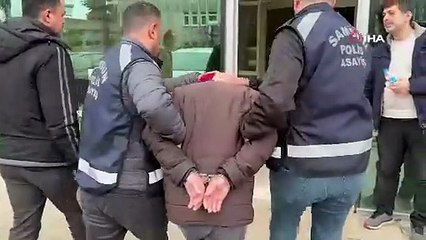 Üvey oğlunu bıçaklayarak öldürdü