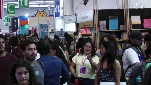 “Sus palabras importan”: estudiantes brillan en Creadores Literarios FIL Joven 2025