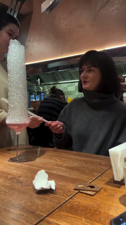 The Soberest Cocktail Experience: Bubble Tower FAIL!