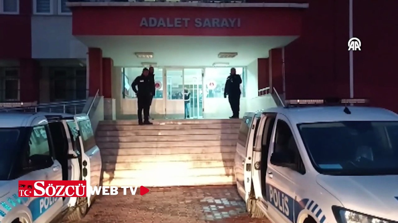 Adana'da uyuşturucu operasyonunda yakalanan 4 zanlıdan 3'ü tutuklandı
