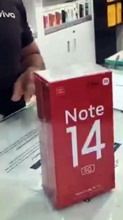 Mi note 14 first look