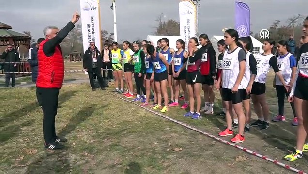 Bölgesel Kros Ligi Yarı Final Yarışmaları Van'da yapıldı