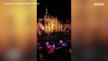 Milano, festa in piazza Duomo per l'accensione dell'albero di Natale