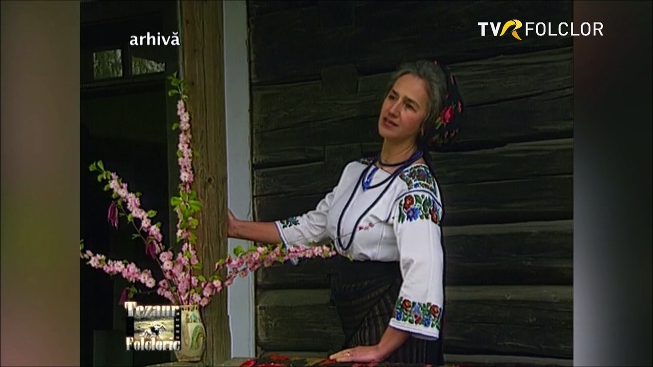 Sofia Vicoveanca - Omu-n lume-i ca si iarba (Tezaur folcloric - arhiva TVR)