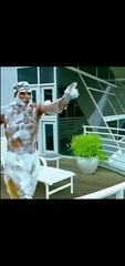 Akshay kumar funny ❤ bathing scene from Kambakt Ishq movie#funny#movie