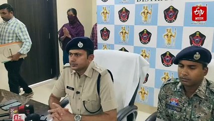 छत्तीसगढ़ के नक्सल कमांडर जयलाल और गंगी का आंध्र प्रदेश में सरेंडर, नक्सलवाद को लगा झटका